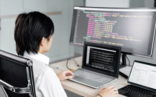 锦州 ,php声明和调用变量的符号是什么？